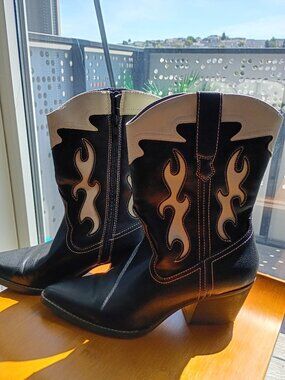 Western Boots 9.5